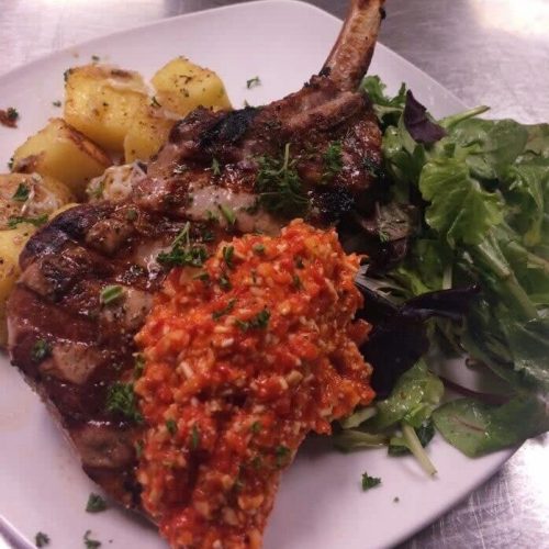 Lamp Chops with salad and potatoes